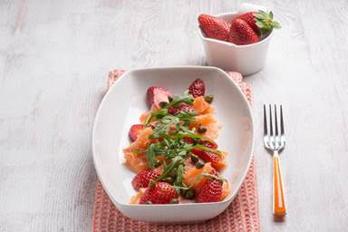 Atkins Smoked Salmon and Strawberry Carpaccio low carb