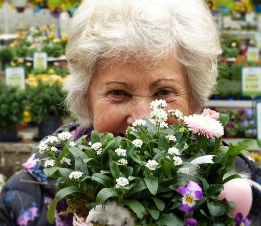 How To Care For Your Loved One With Dementia During The COVID-19 Pandemic Dementia